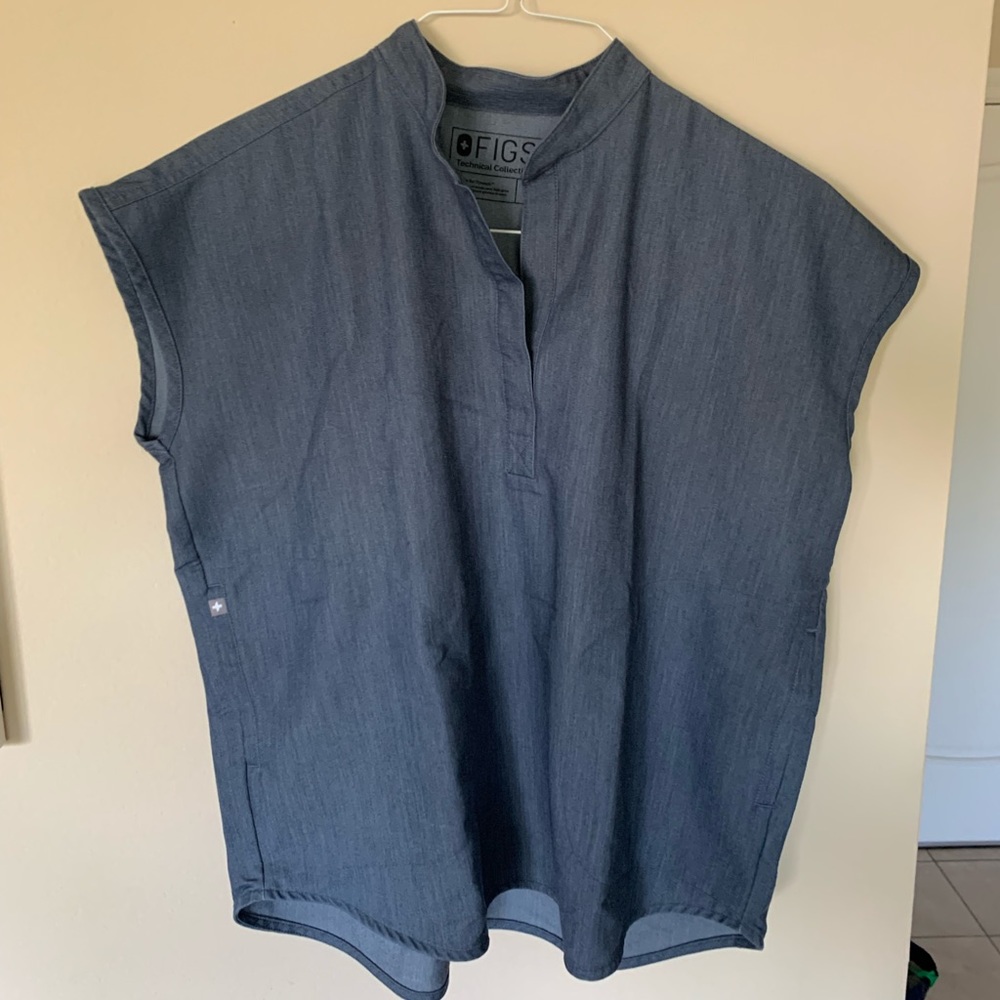 FIGS rafaela scrub top